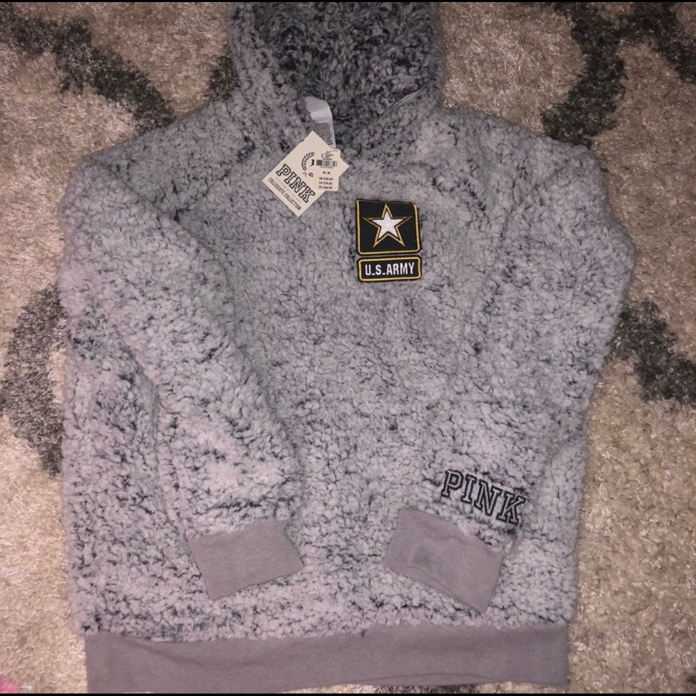 Vs pink army Sherpa